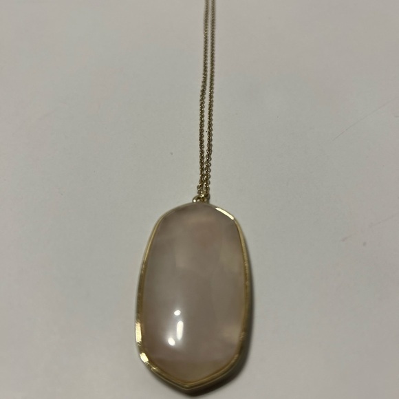 LOFT Pearlized Pendant Necklace - Picture 1 of 6